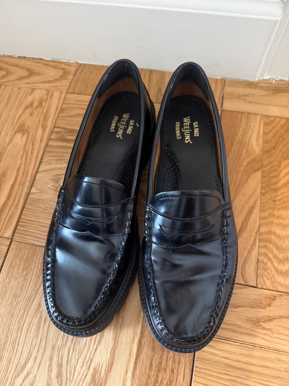 Weejuns Whitney Women’s Black Penny Loafers